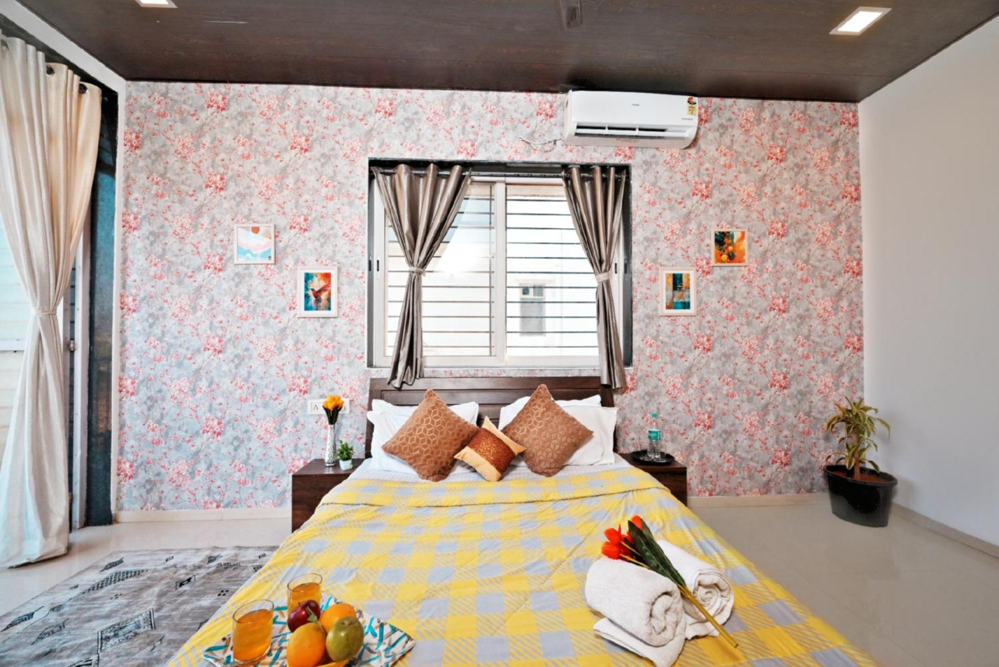 Ll Empyrean Stay Ll 4Bhk Ll Ac Ll Pool Ll Mystical Stone Villa Ll Lonavla Zewnętrze zdjęcie