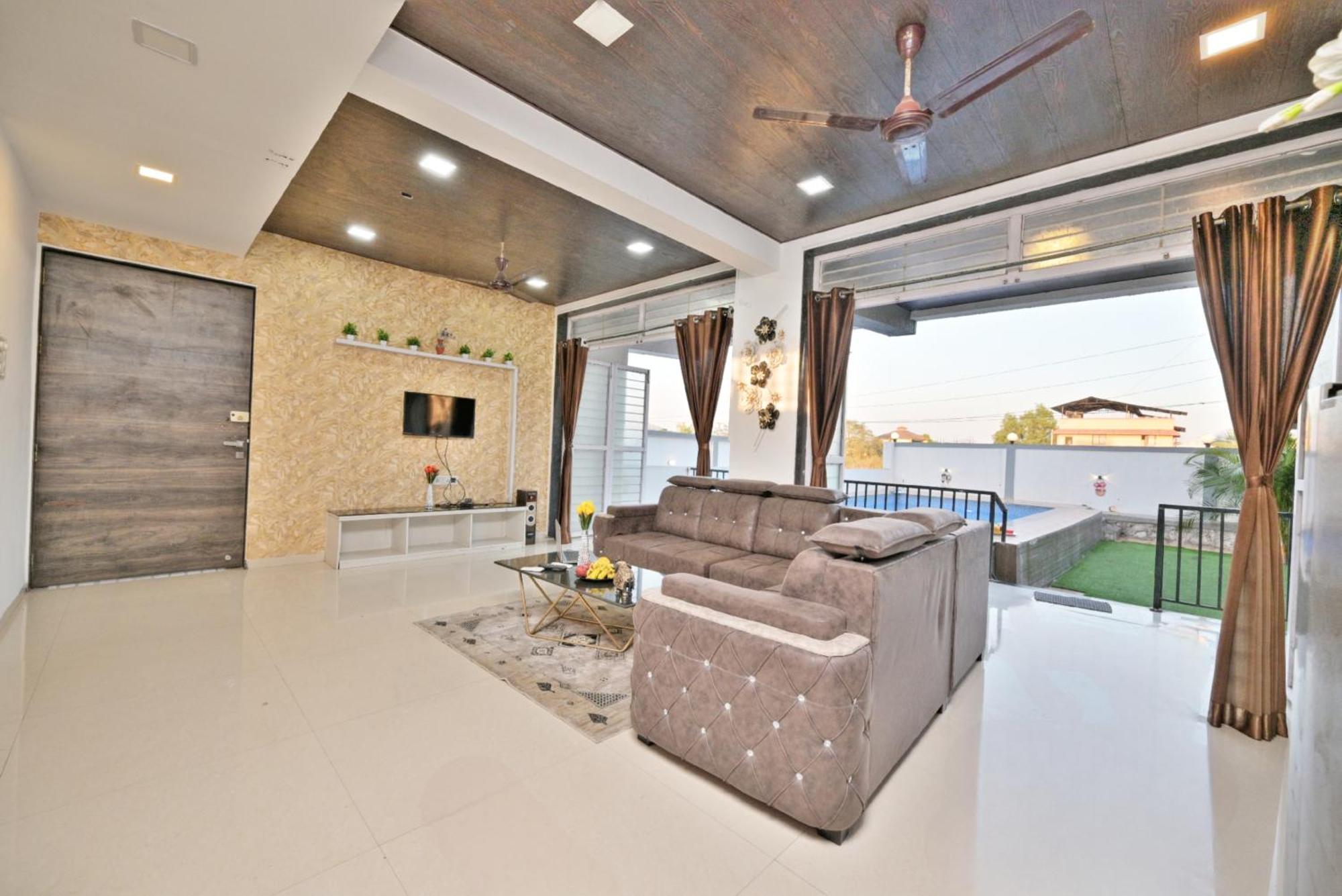 Ll Empyrean Stay Ll 4Bhk Ll Ac Ll Pool Ll Mystical Stone Villa Ll Lonavla Zewnętrze zdjęcie