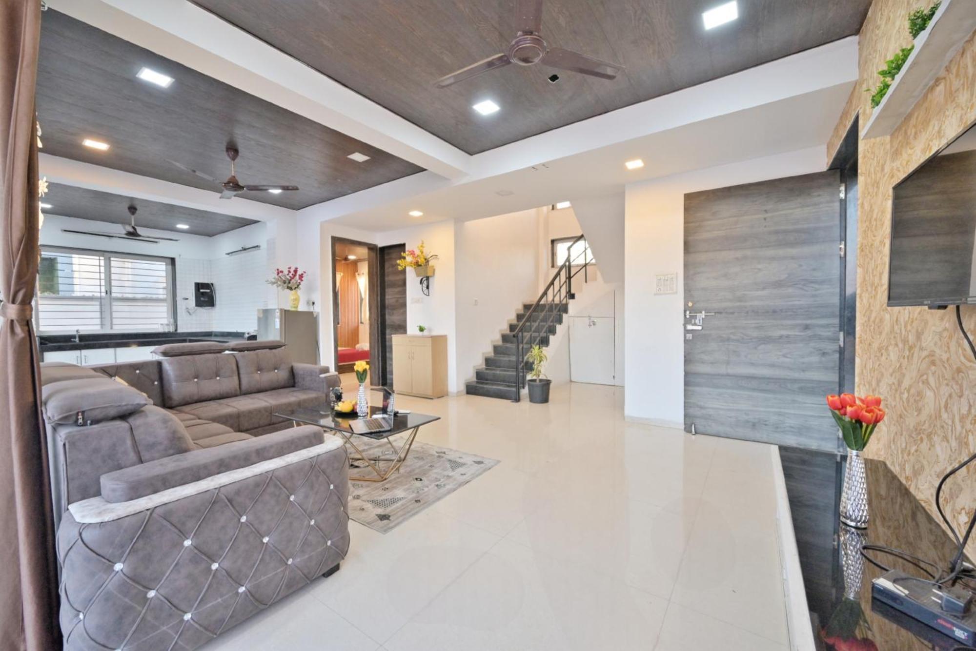 Ll Empyrean Stay Ll 4Bhk Ll Ac Ll Pool Ll Mystical Stone Villa Ll Lonavla Zewnętrze zdjęcie