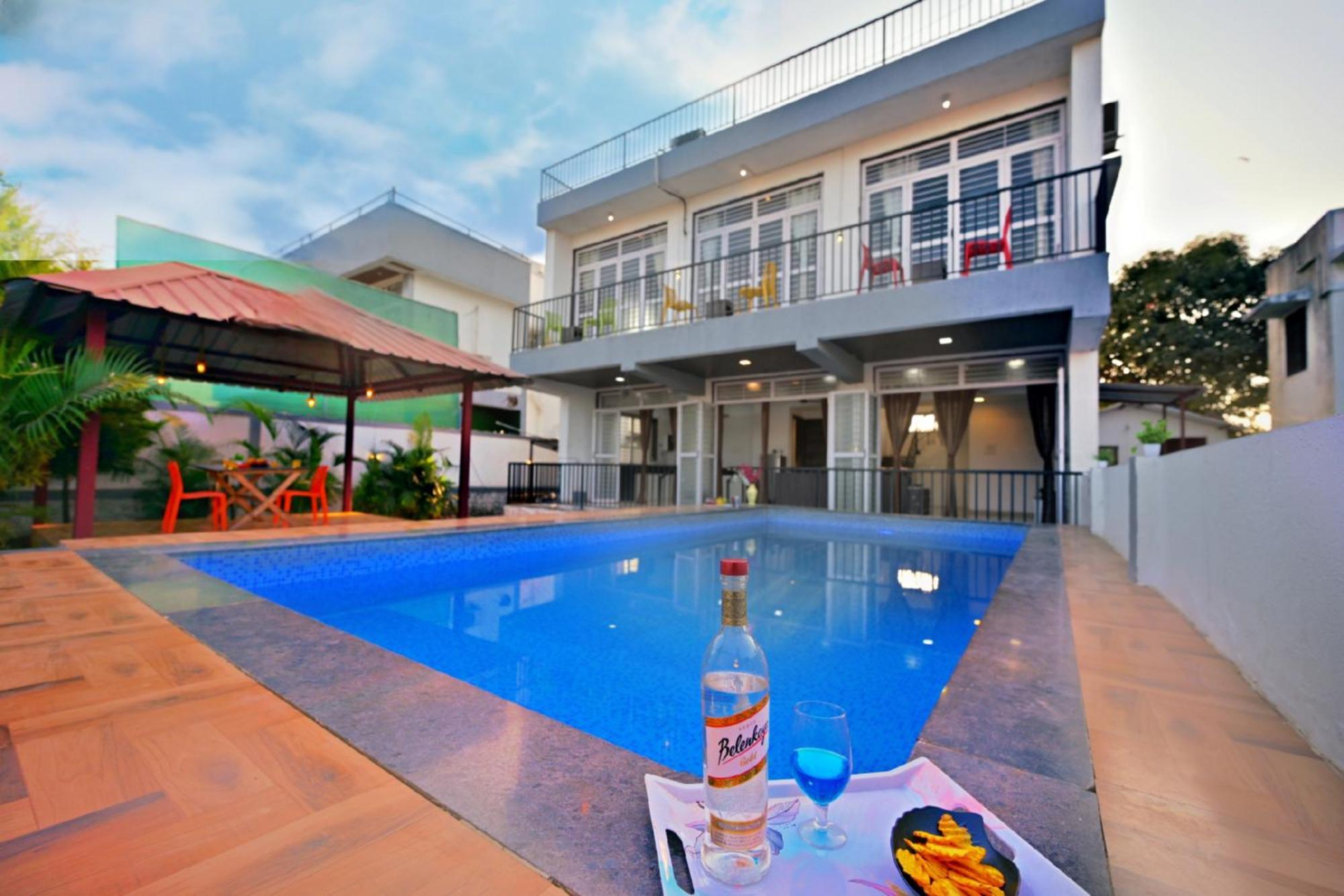 Ll Empyrean Stay Ll 4Bhk Ll Ac Ll Pool Ll Mystical Stone Villa Ll Lonavla Zewnętrze zdjęcie